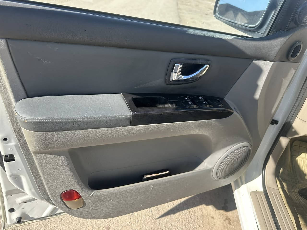 كيا سورينتو 2006 بيع او مراوس
السعر 83

كير شرط 

محرك بي سوط بطل 

تبريد شرط

صبغ جاملغ السكن ونص البنيد 

مكينه 3.5

داخل وخارج كلش نضيفة بالنسبة لموديلها 

مكانها الفرسان مقابل جامعة تكريت

***********
