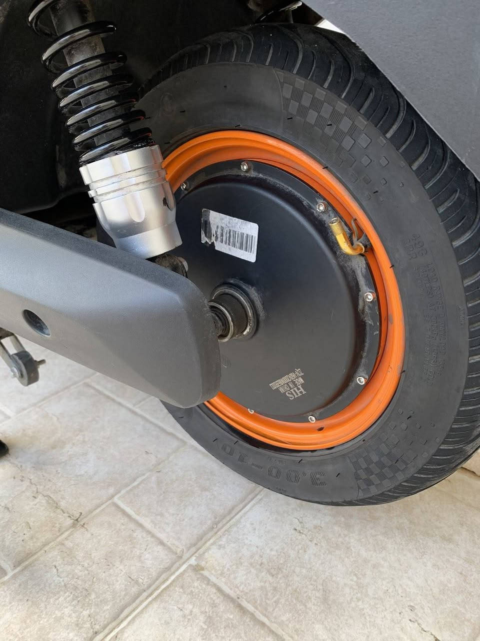 لسلام عليكم 🤎

ماطور شحن 🔋⚡

للبيع فقط ⚠

مواصفات:

1. ملف 2000 واط حقيقي 😍
2. باتريات 6 دبل 32  A😉
3. لايت عالي ناصي قوي 💪
4. بريكات هيدروليك قوي 💪
5. صندوق 📦 أمامي خلفي 
6. نظام P بك و أمان 🩵
7. سرعه حقيقي 65 و بل شاشه 99🩵
8. شاشه تحديد العطل 🩷
9. مري عدد 2🫸🫷
10. اشاير يمين يسار 🫸🫷
11. دبل إشارة 🫨
12. درع حمايه 🫥
13. دبل سويج وبصمه🩵 
14.  4 سرع 🔥🔥
15. بريك دسك 🔥
16. تايرات جدد 🔥🔥
17.نضافه 95% 🔥🔥🔥

الرجاء إذا مو شراي لا تتصل 

التواصل فقط اتصال علا الرقم المثبت 

***********
