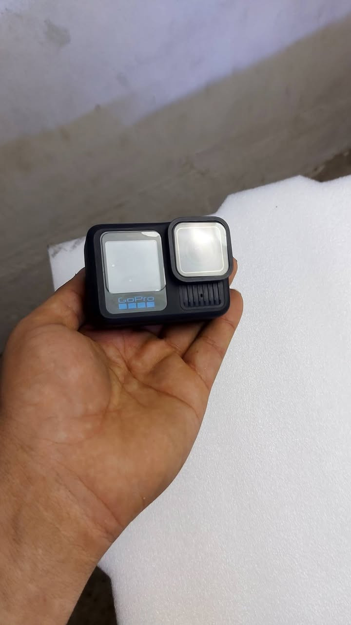 ✅️كامره كوبرو  13   GOPRO 13 HERO BLACK 

🎈كامره نظيفه جدا اصور 5k 240 fps  وبيه كل العدد ورام 64G 
شكو اكسسوار ستاند عده مالسباحه وغوص اي شي بالك  موجود وياه وبطاريات ٢ عدد 
رايده ب 500الف  قفل 
♦️رقمي *********** مكاني البياع
