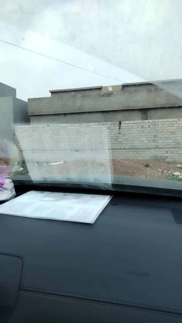 السلام عليكم
قطعه أرض ٢٠٠ متر زراعي في حي المهدي
ثالث فرع عن شارع العام
ماء كهرباء تبليط
***********
واتساب متوفر
السعر 8 ونص
