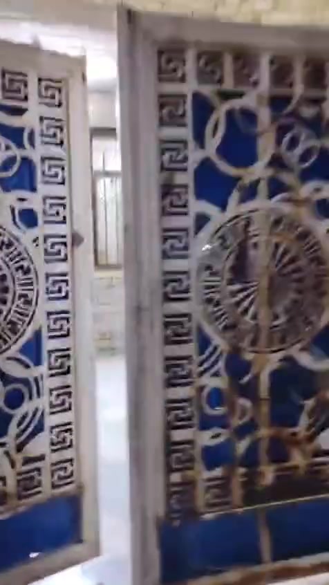 سلام عليكم بيت البيع مساحه 150متر بلتصنيع خلف قاعت اوسكار طابق واحد بناه مراتب ستفسار اتصال عله رقم ***********طابو صرف سلمان باك

