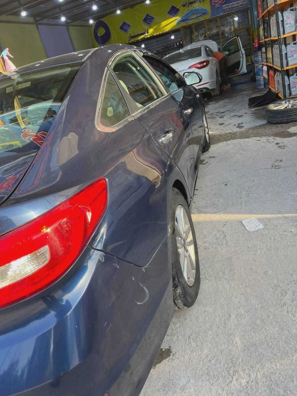 مكلف بلنشر 
سوناته 17 
مصبوغه عام  مكان سياره نجف
باقي تفاصيل تصل ع رقم 
*********** النجف, العراق
