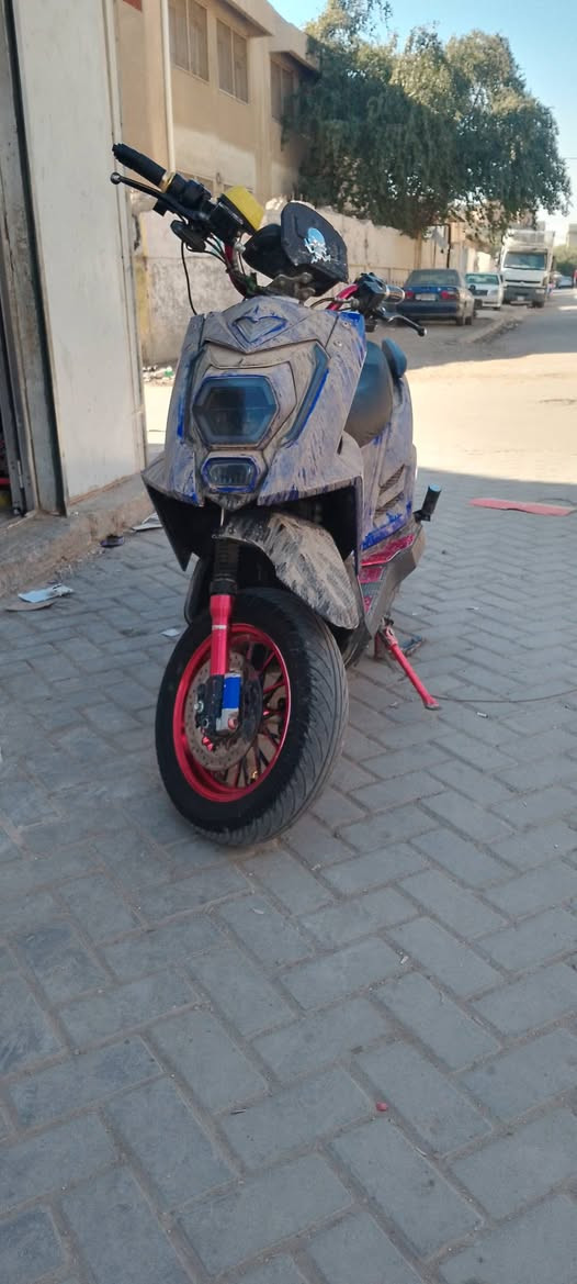 السلام عليكم دراجه شحن نوع TTX سكنس جبلي دراجه نضيفه جدآ السعر 800 وبيه مجال  للاستفسار الاتصال على الرقم *********** أو مراوس
