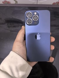 للبيع ايفون ١٥ برو ماكس ماستر كارتونه وكيبل ويا جهاز بعده جديد ذاكره ٢...