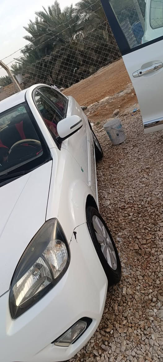 السلام عليكم كية ريو 12
1600
حدادية جديدة
تخم تايرات 
تبريد 
 السعر 78
للتواصل ***********
مكاني مشخاب
