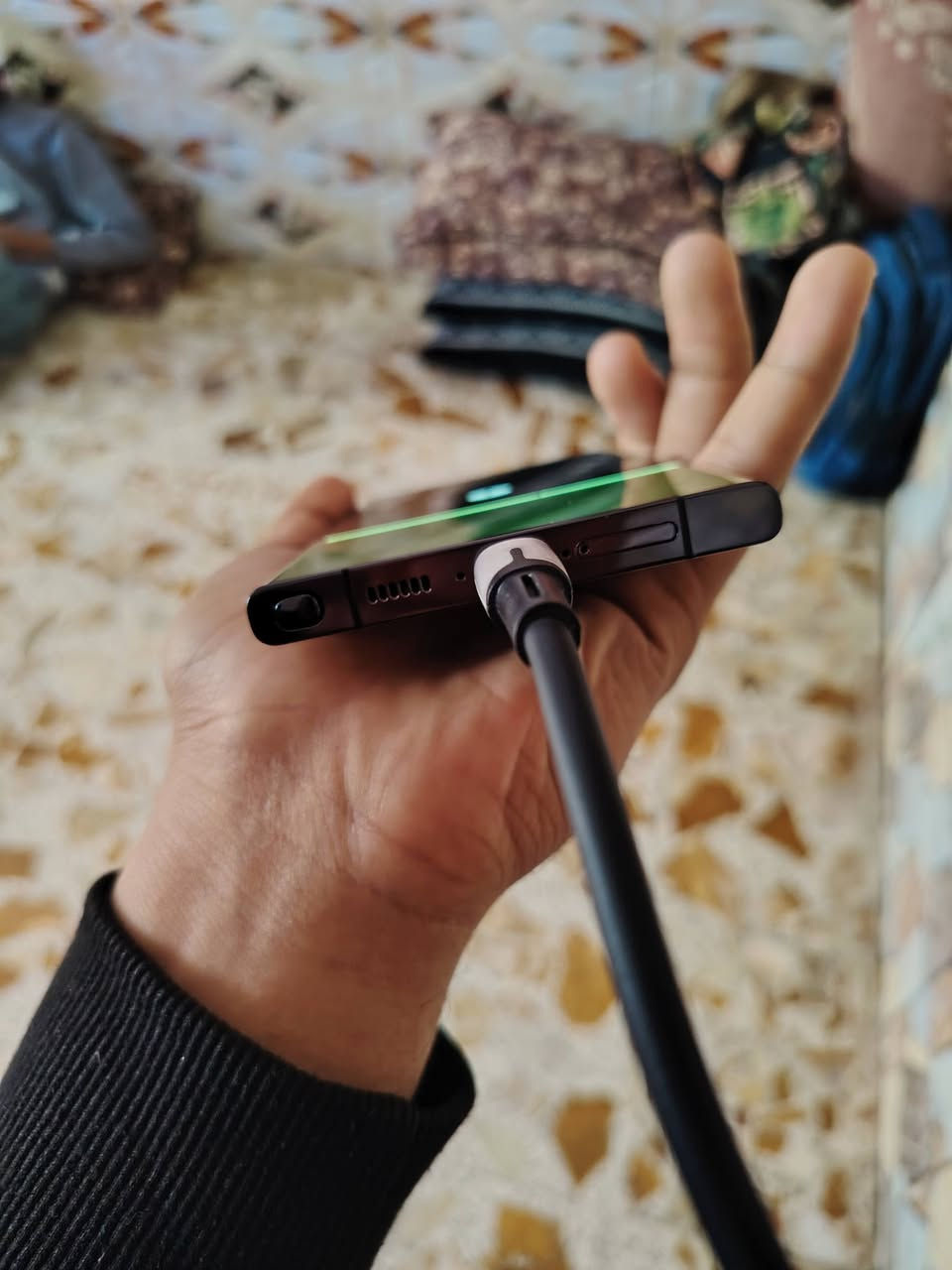 جهاز اس 23 الترا ملحقات كارتونه وكيبل فقط جهاز كلشي مابي فقط شاشه وسعر جهاز قفله من لخير 300
*********** رقم تواصل مكان بغداد الحسينيه
