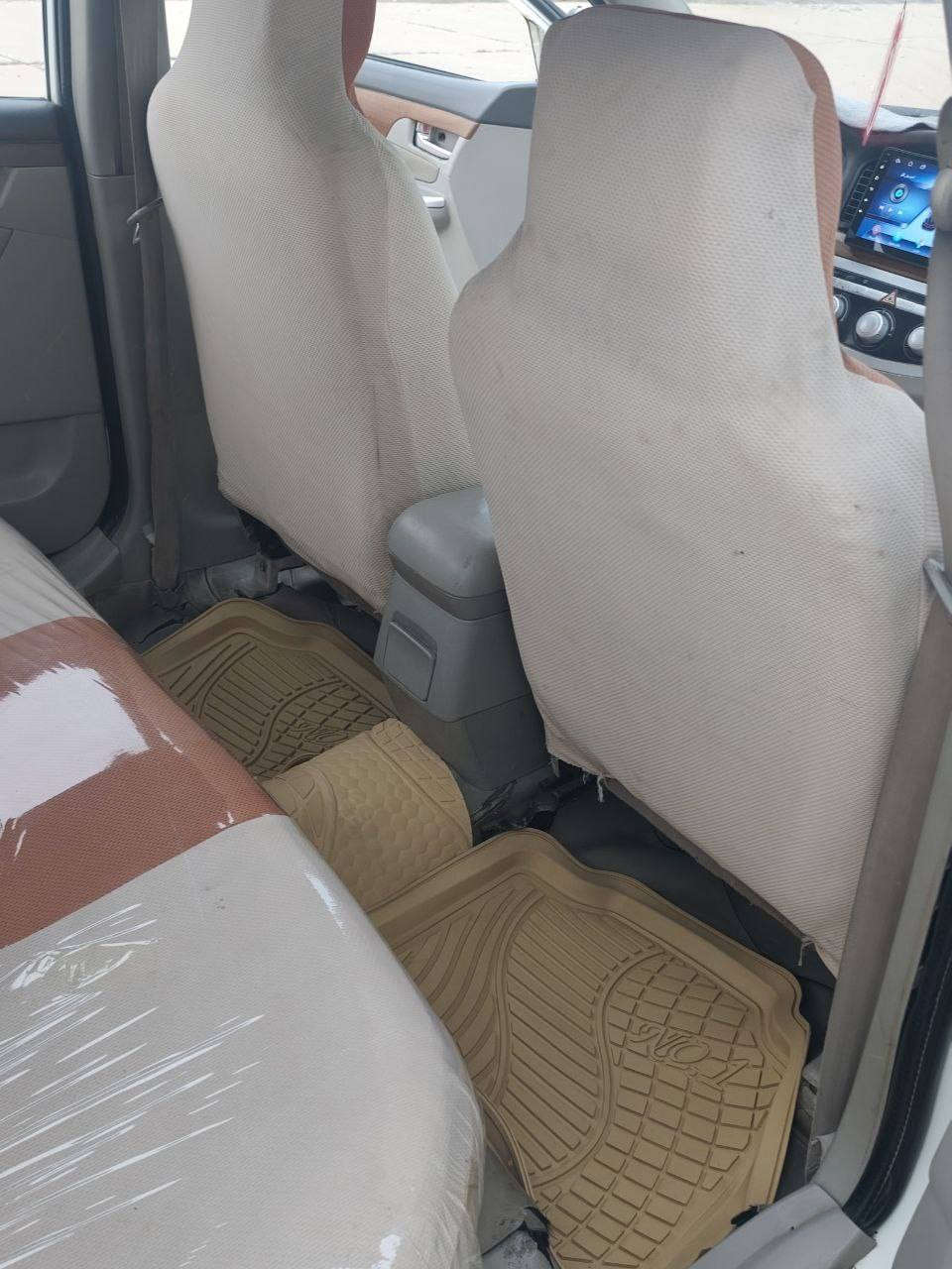 السلام عليكم
ليفان حجم ٦٢٠ للبيع 
سنويه ل ٢٨رقم واسط 
كير عادي اصل صدر جديد تخم تاير جديد باور جديد 
السعر ٥٠ وبيها مجال . المكان واسط _النعمانيه ***********
