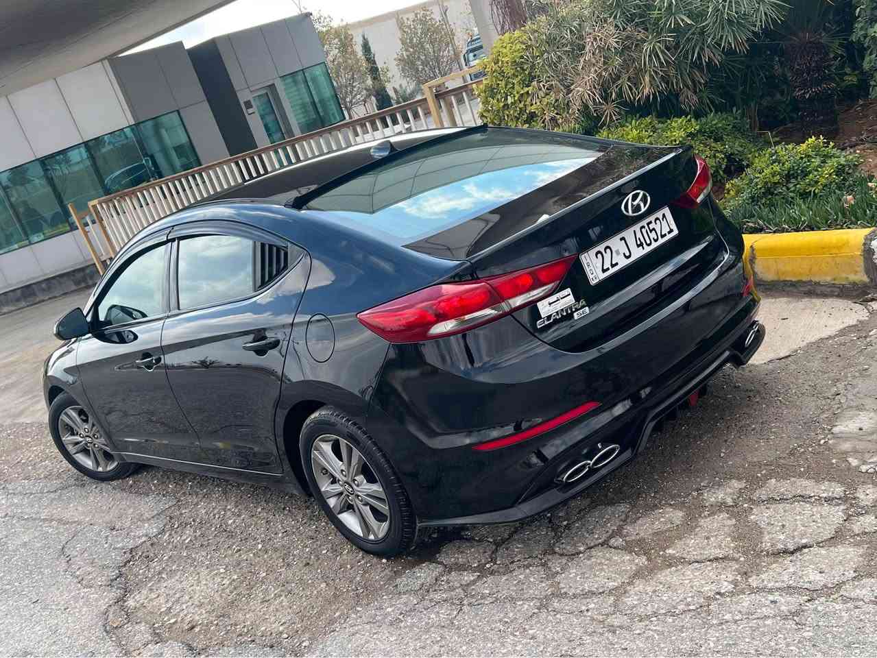 السلام عليكم 
◀️هيونداي النترا موديل 2018 
وارد أمريكي ت  
◀️ويل كب اصلي مقاس 16 شركه
◀️شاشة أصلية كبيرة تدعم أندرويد اوتو وأبل كار
◀️سماعات أصليأما
◀️بطارية جديدة 
رقم  سنويه جديد
◀️مانع انزلاق + تحكمات ستيرن 
تخم تاير جديد 
◀️سيارة علي وضع الشركه جاهز من كلشي 
بيها نص  البوند بخ  بلا معجون
بلا أي داخل
السياره بسمي ترد تحول تريد وكاله 
مكان السيارة موصل  
فقط اتصال 
غير متواجد على الفيس بوك *********** 
***********
السعر126$ دهوك, العراق
