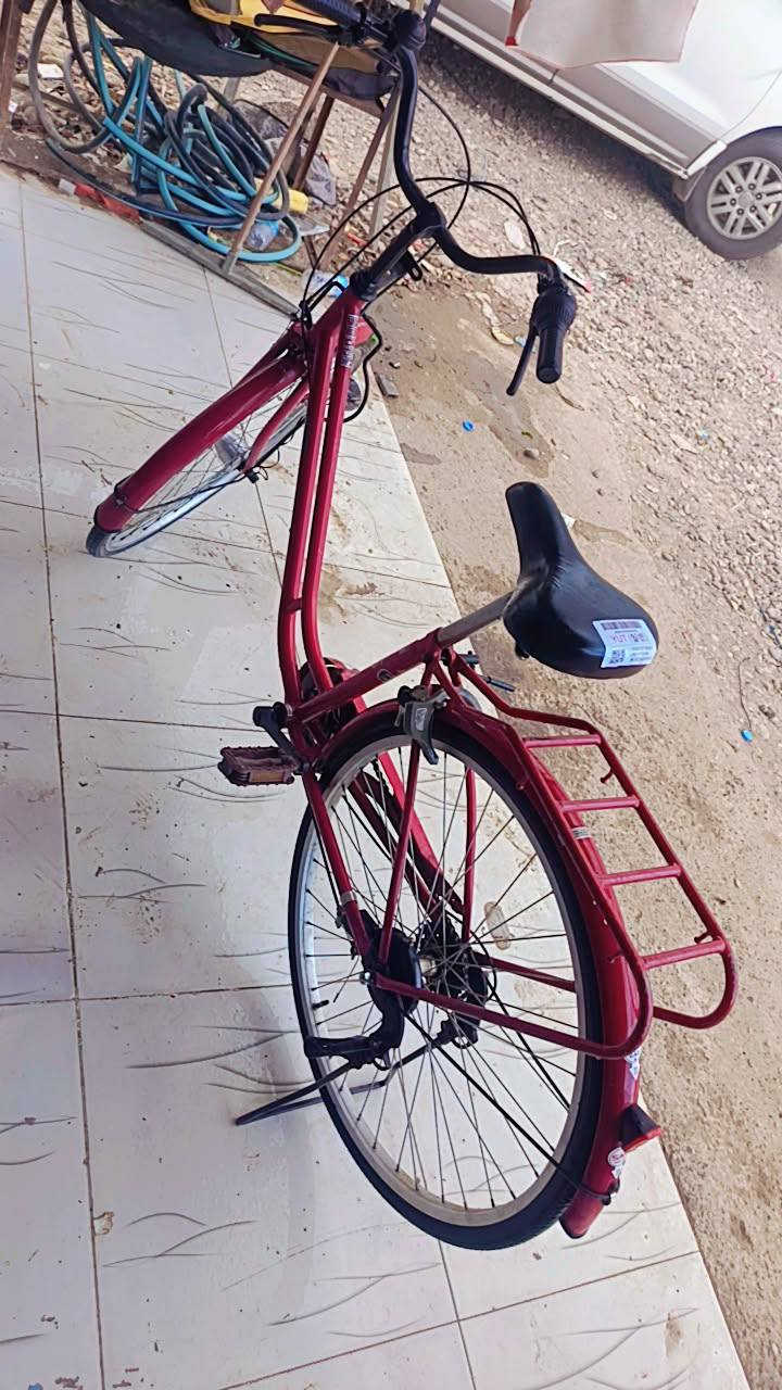 السلام عليكم للبيع 26... باله جديد .. كير وحساس... كامل .. 100.. سعر.... ***********
