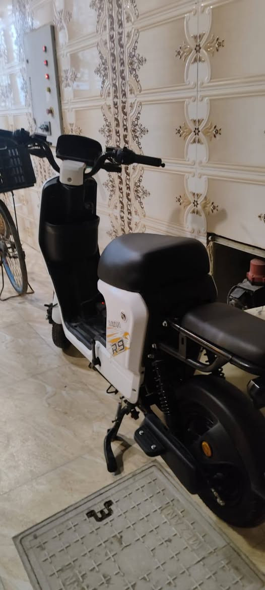 سلام عليكم دراجه R9 موديل 2026 مستعمله قليل دراجه نضيفه بشكل سعر 475 وبيه مجال قليل وكل ملحقات موجود


**إذا كنت صاحب هذا الإعلان وتريد حذفه لأي سبب، رجاءا أرسل رسالة إلى الدعم الفني**