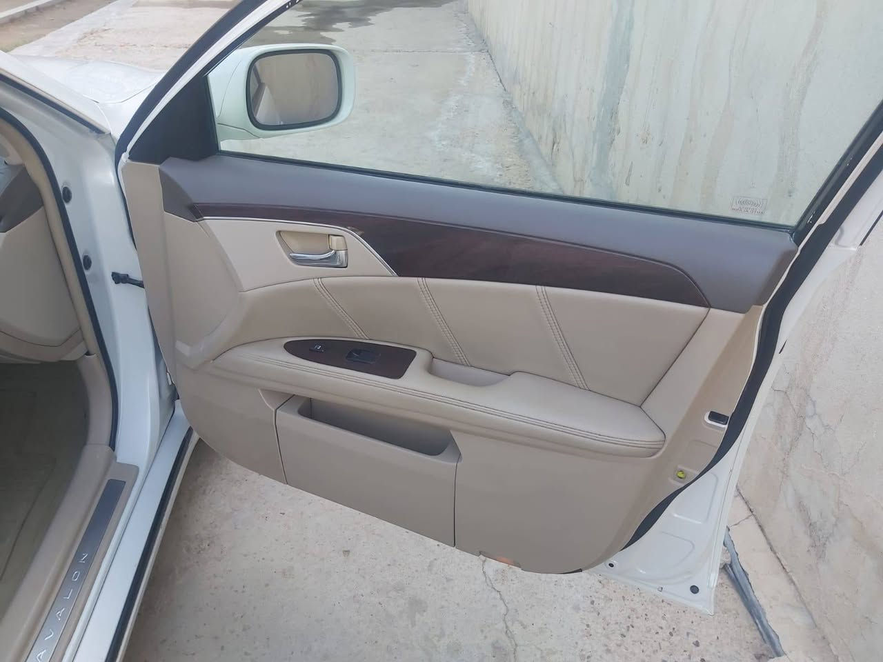 السلام عليكم..
افلون 2008 خليجي 

 السياره كفاله عامه 

السيار جديده بمعنى الكلمه

تخم تاير 

فول مواصفات 

رقم السياره الانبار مميز 

مكان السياره الخالديه

 اخوان غير متواجد عل فيسبوك 

السعر 155 

للاستفسار  ***********

السياره جاهزه
