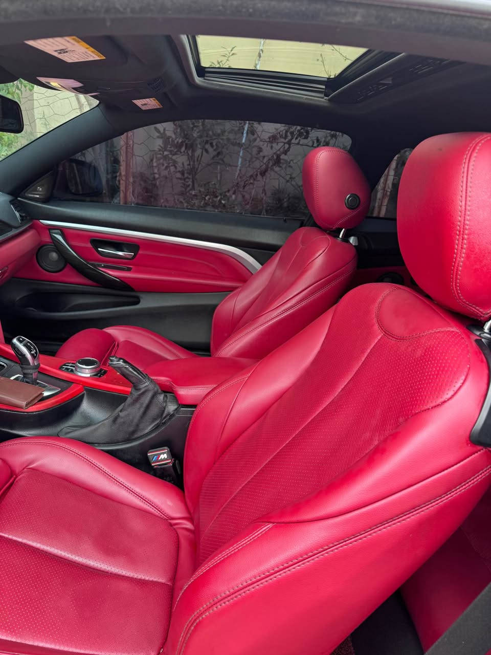 BMW 430i 2017
فول فول مواصفات 
كوشین هیتەر ، خەزن - سماعات هارمن کاردن- رادار و خەتی جادە 
هەیکەلی کرایتە M4
سوکان کرایتە کاربۆن فایبەر
١٤٢،٠٠٠کم ڕۆییە
گێر مەکینە بەشەرت نەکرایتەوە
***********
سێ پارچە و روبعەکی سبوغە بەبێ داخیلی
ئێرباک سیستەم
سعر : ١٦٢$ و مجال أربيل, العراق
