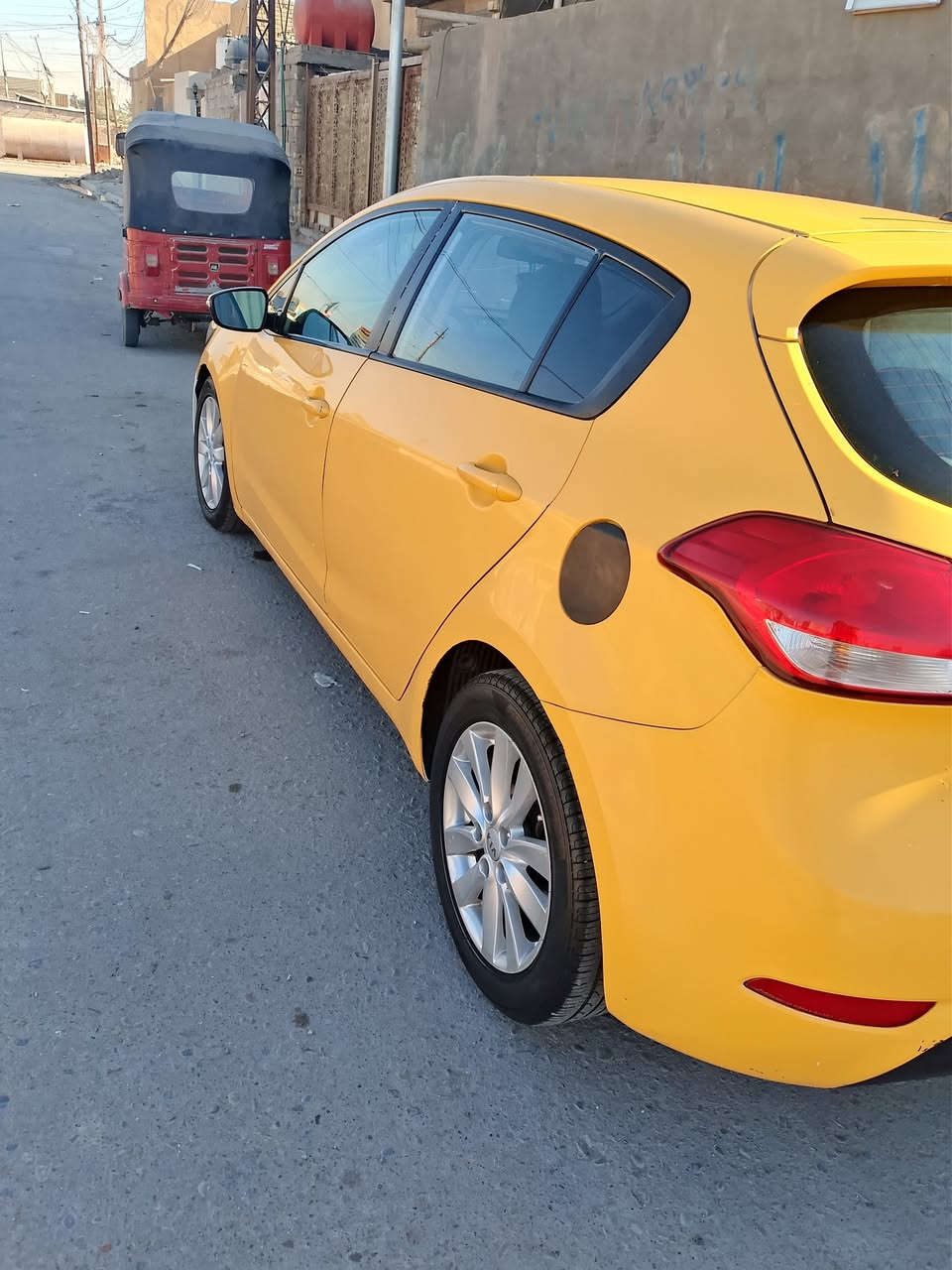 السلام عليكم فورتي موديل16 مكينه كير حداديه تخم تأير كله مكفول مكينه جي دي 1800 المرغوب بيها قطعه تبديل وحده باقي السياره ليبل واحد مصفره هيئه وغرامات صيغتها اولا مكاني بغداد جسر ديالئ عارضها 95 وبيها مجال رقمي ***********
