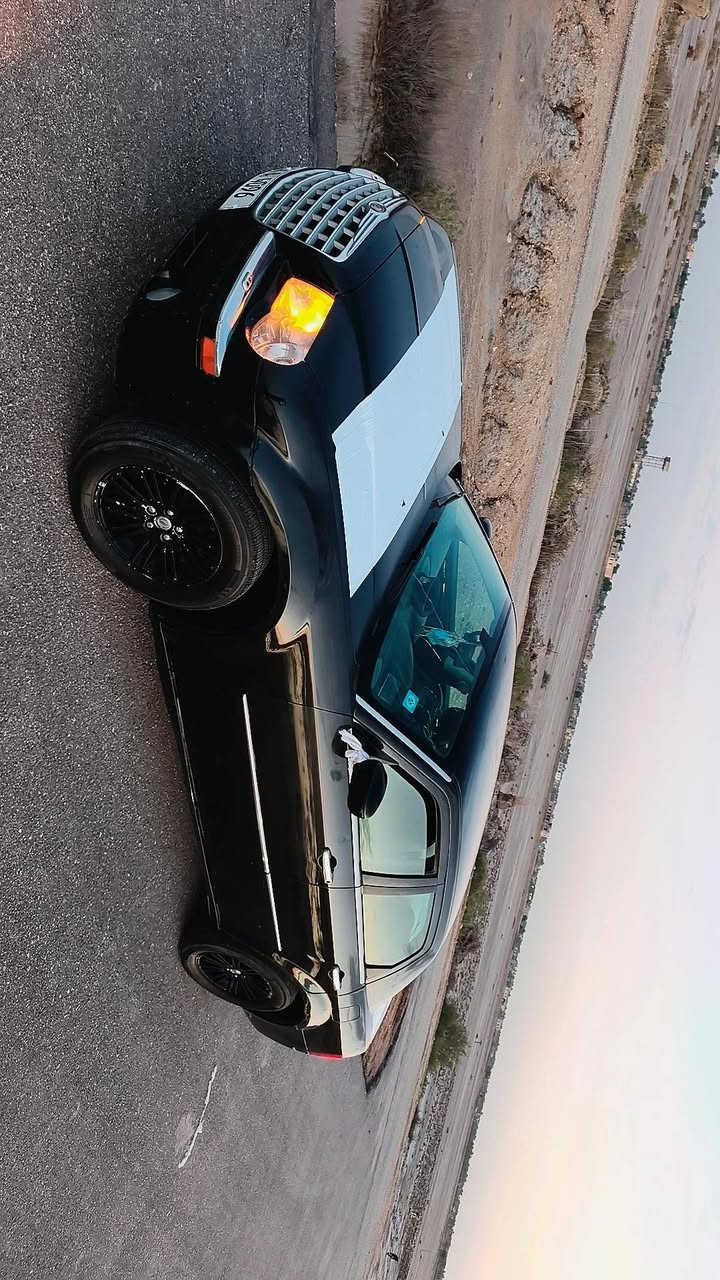 السلام علیکم 
اوبامه 2009 وارد کندي کلین مکفوله من التبدیل والفتح والضربه ما عده رشة صبغ بصیطه بابا السائق کیر محرك شرط 
مراوس وبیع 
***********
