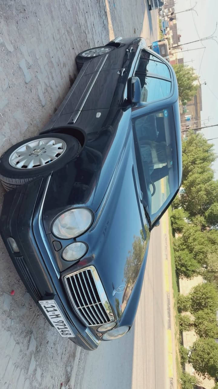 سلام عليكم للبيع مارسدس ام عيون موديل 98 افنكارد محرك 6V فول مواصفات وارد يابان مكفوله كفاله عامه من الصبغ والتبديل والبارد رقم بغداد انكليزي مكان السياره طويريج رقم موبايل ***********
