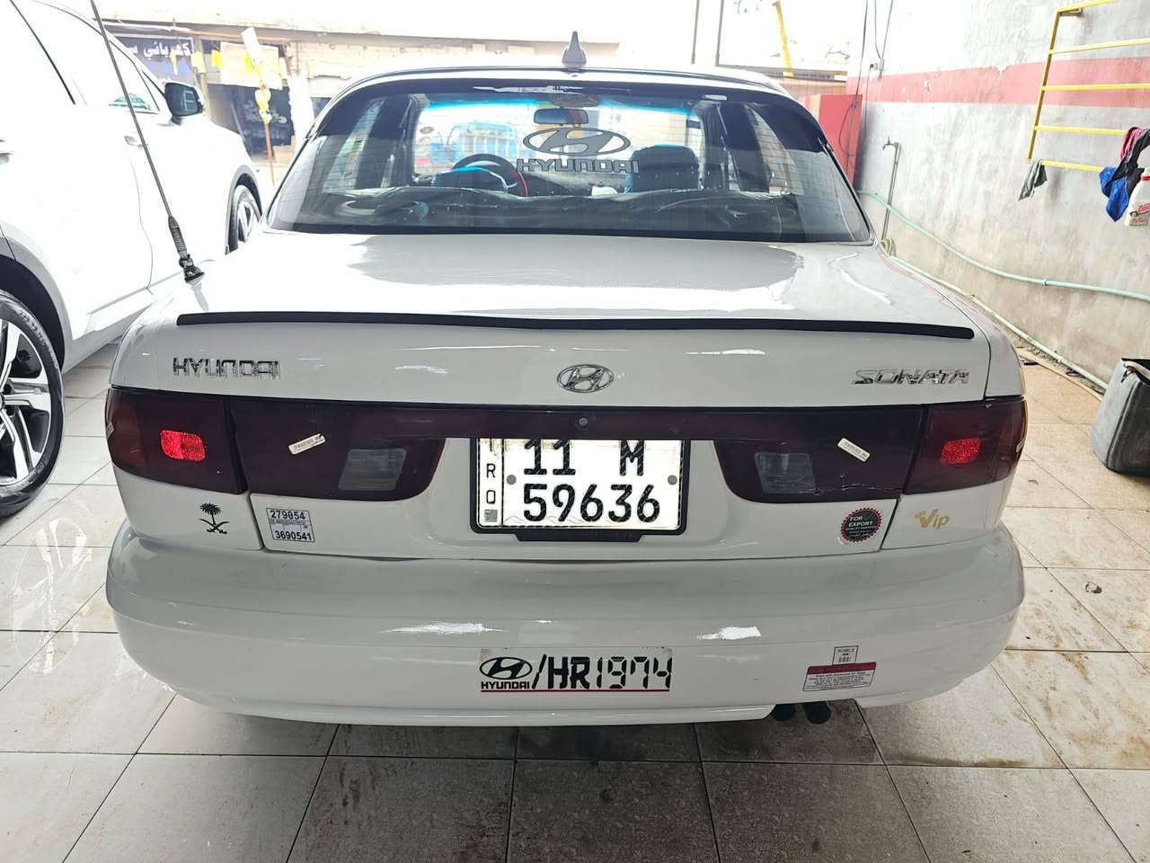 سلام عليكم سوناته تو للبيع موديل 1994 رقم بغداد انكليزي سنوية 2027 اوتوماتيك محرك 2000 مفتوح كير ومكينة جدد مابيه لا كص ولا خياس صدر امامي خلفي جديد كهربائيات كله شغال على البلاد تدفئة تبريد تخم تاير سنتر لوك ريمونت السعر 49 وبيه مجال الرقم *********** المكان ديالى بعقوبة
