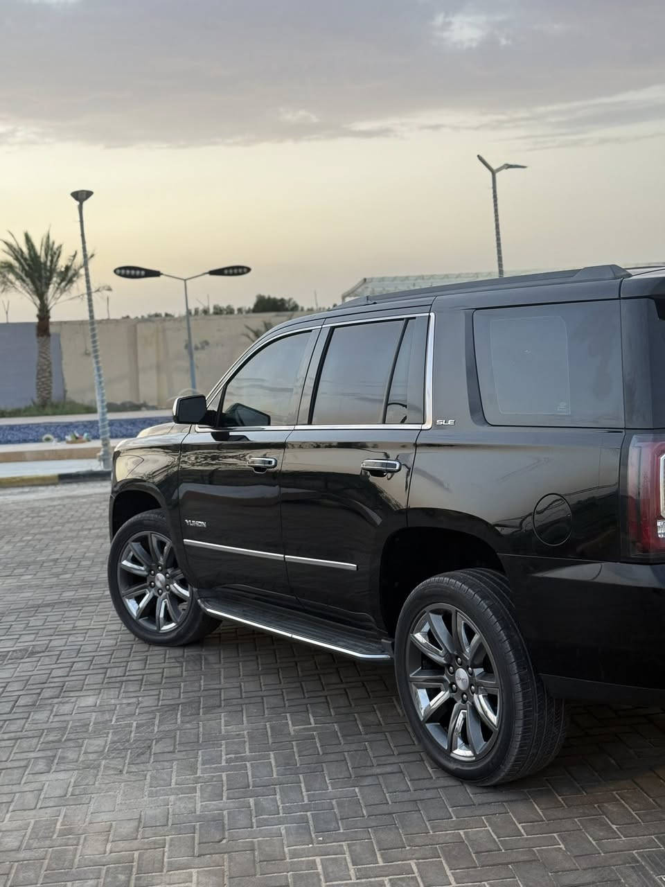 يوكن 2015 تسجيل جديد رقم بصرة باقي بس الكمرك حادثها جاملغ وبنيد وبيه قطعتين كلير
السعر 220
***********
مكانه بصرة
