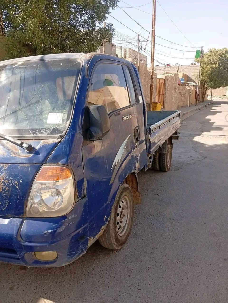 السلام عليكم
سيارة دمعة موديل 2005 رقم شاصي مكينة 700 محورة كير اكسل مكينة خير من الله
السعر 75 وبيها مجال
العنوان بغداد / الفضيلية
الرقم / ***********
