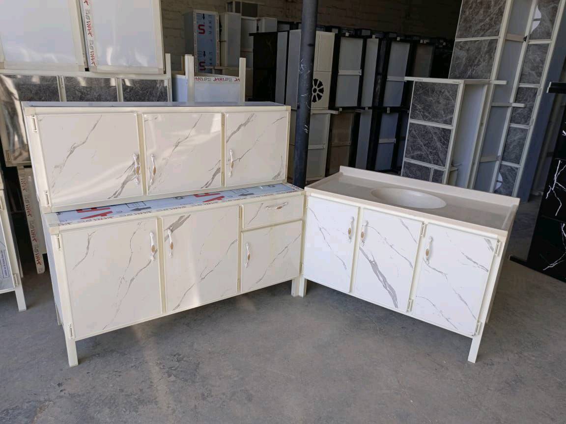 كاونتر مترونص  ارضي.وملحق مترونص  

وسنك متر و 20 سم . 



السعر  250 الف 🙂

توصيل الجميع محافظات العراق 

الاحجز والاستفسار راسلو الصفحه