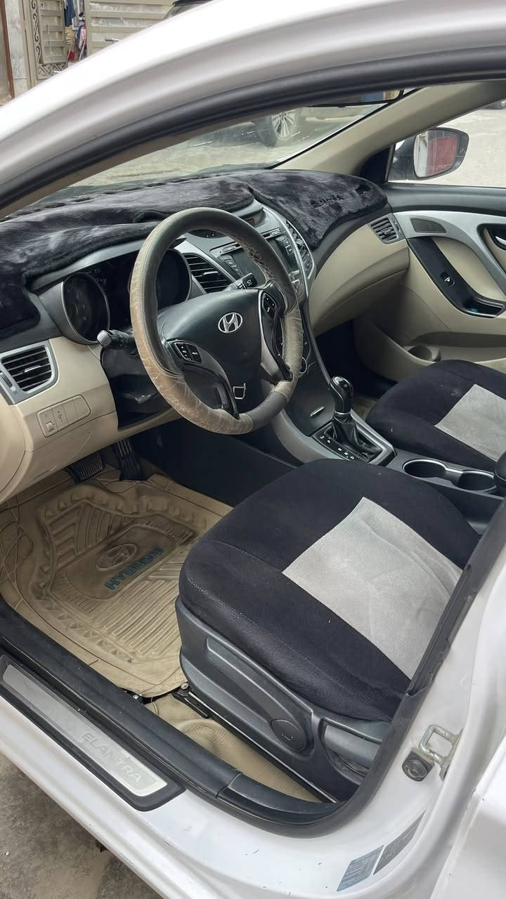 النتره موديل 2015  خليجي للبيع

موصفات فول عده البصمه

محرك 1600

رقم بغداد بسمي 

السونار موجود بالمنشور 

او مراوس بسياره ( بي واي دي )

السعر 119

رقم الهاتف ***********
