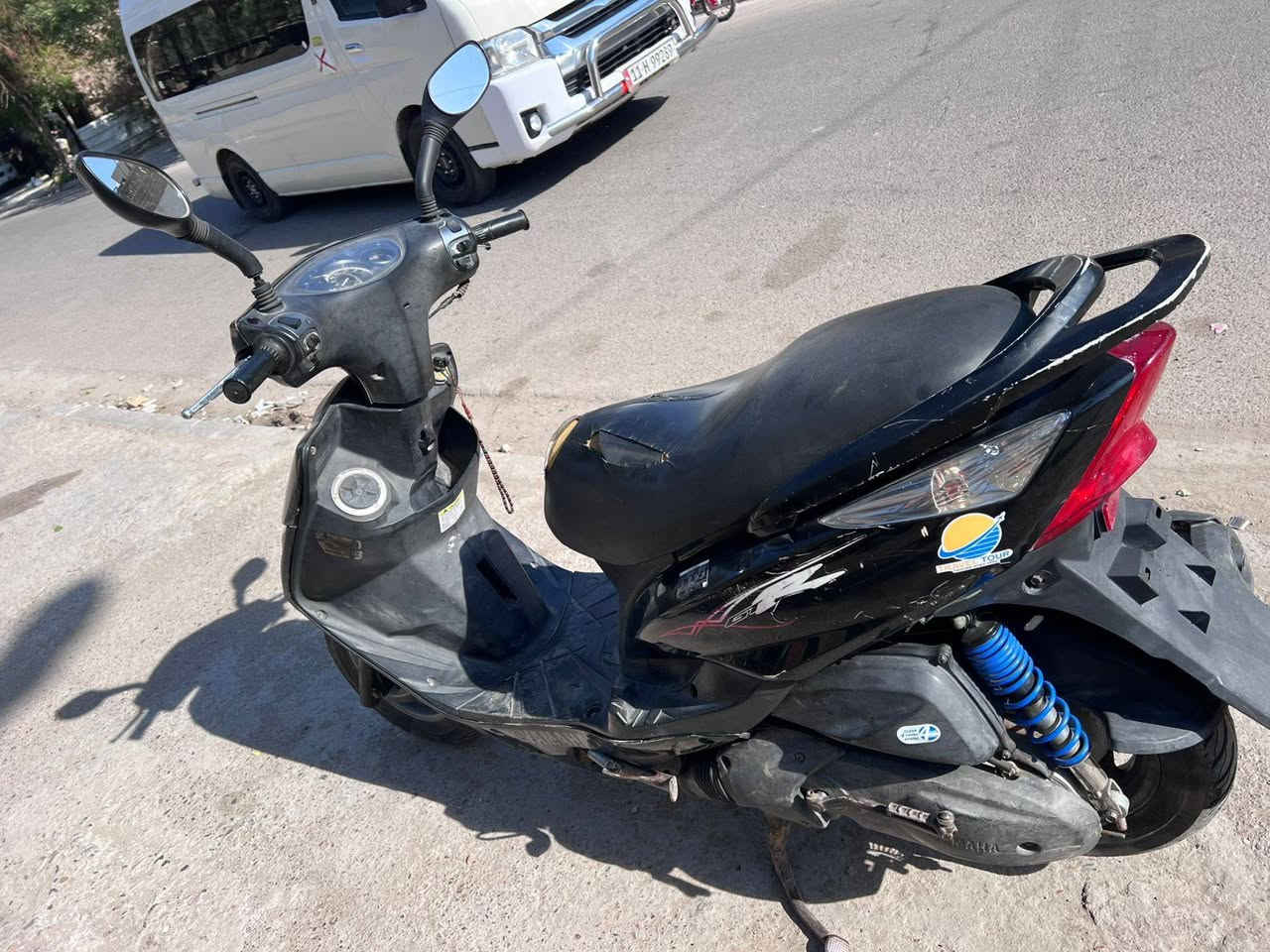 السلام عليكم
ماكس ثعلب 🦊 
كهربائيات كلها شغالة عالي ناصي هورن سلف بك لايت اشايريمين يسار دبل اشارة كله مكفول
بريكات امامي خلفي يخبل
طسة ريشة
شلعة و معدل حلوات
مكفولة من النضوح و التبخير و التنقيص
محرك مفتوح مفتوح مفتوح بس متسمعله حس بس صوت الصالنصة و المروحة 
سعر 650 بيها مجال بسيط
مكان بغداد الشعلة 
ه‍: ***********
تفاصيل اكثر واتساب
