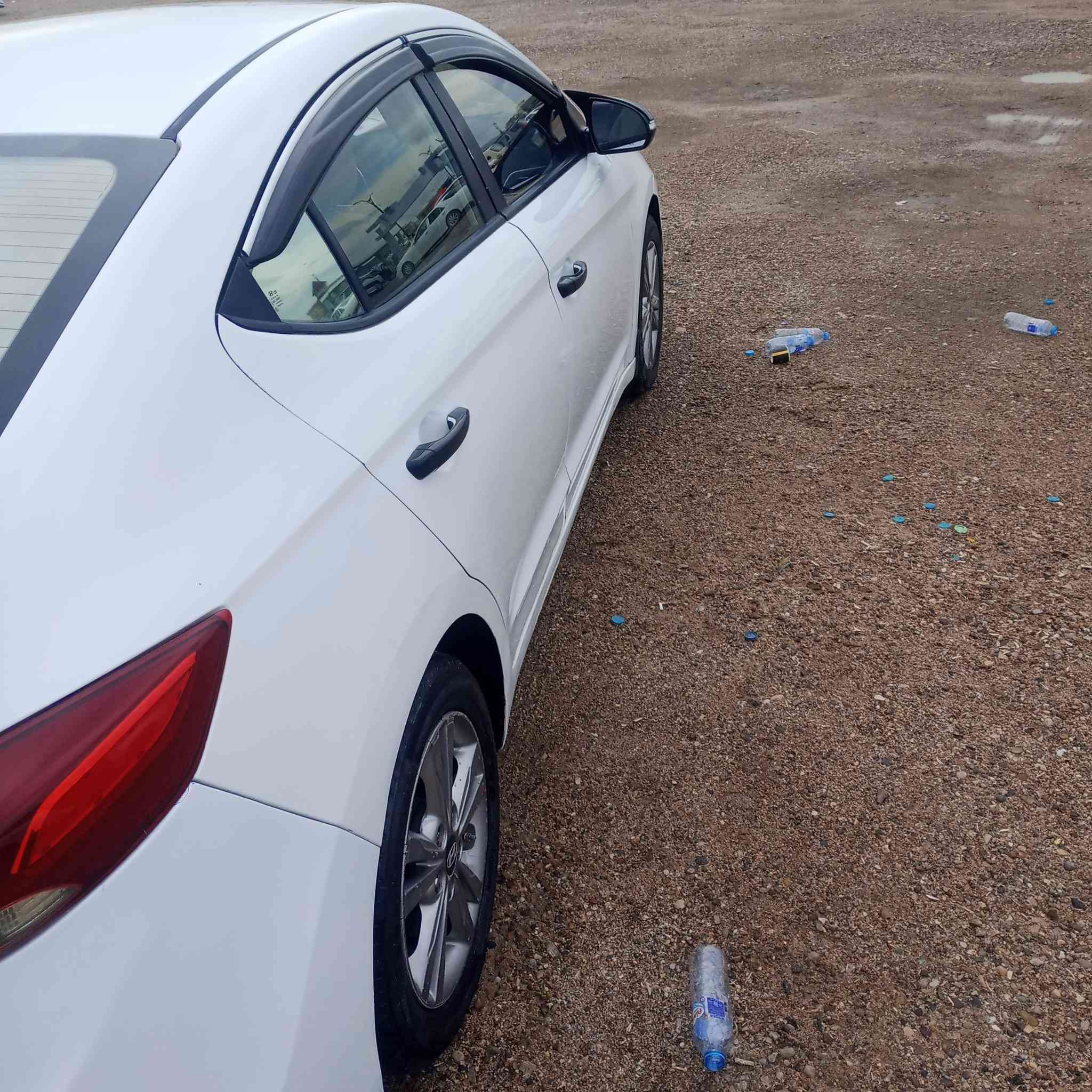 اسلام عليكم النتره موديل 2017وارد خليجي السعر125$بدون ضرر بيهه طخات موضحه بتقرير علما مكلف بنشر هذ رقم راعيهه خابره ***********ترهم مراوس بالنتره موديل14/16
