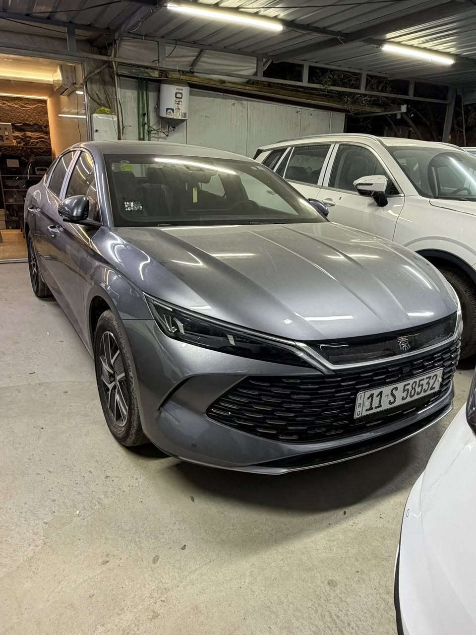 سلام وعليكم بي واي دي سيل 6 او كن L
سيل 6 لون ابيض وداخل ابيض ماشية 10 كشن كهرباء شاشة قلابة مكفولة كفالة عامة سعرهة 22 و400 موديل 2025

كن L 2025 لون رصاصي ماشية الف بانوراما كرسي كهرباء شاشة قلابة مكفولة كفالة عامة سعرهة 23 و400
مكان بغداد حي الاعلام 
***********
