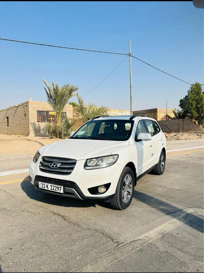 السلام عليكم
سنتافيا 2012 للبيع  
باسمي رقم بغداد دولي هزه جديده بسمي 
مكفوله من الضربه او الصبغ وتبديل 
بيه بارد بلجاملغ الامامي 
المواصفات:

‏ 4 2400حجم المحرك  
‏ 4x4 
فتحة سلايد 
دشبول صاج
 سبعة راكب 
3 قطع تبريد 
ثلاجه بلجكمجه
بصمه 
ماشيه 134   والسعره 160وبيه مجال الاستفسار ‭
‭0783 007 0705‬
