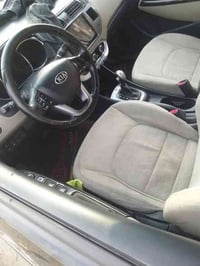 السلام اخوان سياره ريو هج باك خليجيه فول فتحه محرك ١٦٠٠ بيه صبخ بنيد و...