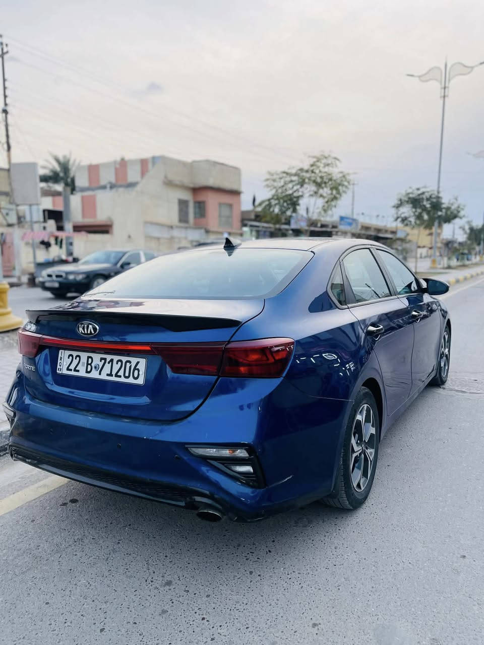 السلام عليكم شباب كيا فورتي 2020 حادث جاملغ وبنيد تبديل بدون دواخل كفاله حته الايرباك السياره مكينه كير تبريد تدفئه تخم تاير ويل كب كصبه حساس دواخل جلد منضومة زنون ومنضومة اناره داخليه رقم اربيل الجديد تحويل مباشر 
فئة EXنص فول 
1 كامره دواره
2 رادار توقف أمامي 
3 تحكم ذاتي 
4 قياده ذاتيه 
5 مكينه 2000 دوش 
6 كير AT 
7 كشنات جلد 
8 كزوز عدل 
السعر 127 وبيه مجال 
للأستفسار ‭٠٧٨٠ ٠٧٠ ٣٣٠٤‬مكانه واسط الصويره
