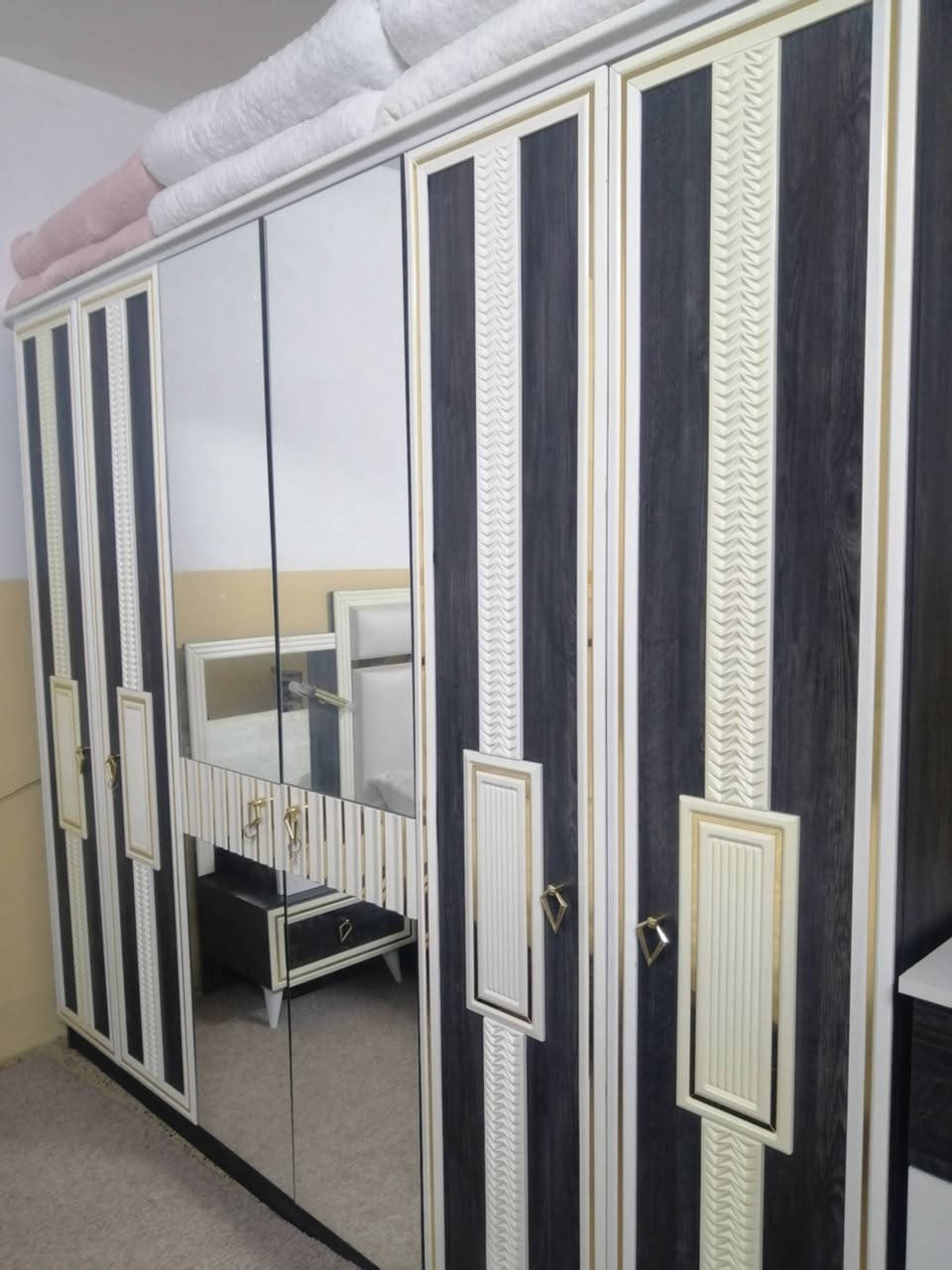 المكتبة ٧٥قنبات الجوزي ١٠٠٠قنبات الذهبي ٢٠٠لخشاب جديد ٨٠٠


**إذا كنت صاحب هذا الإعلان وتريد حذفه لأي سبب، رجاءا أرسل رسالة إلى الدعم الفني**