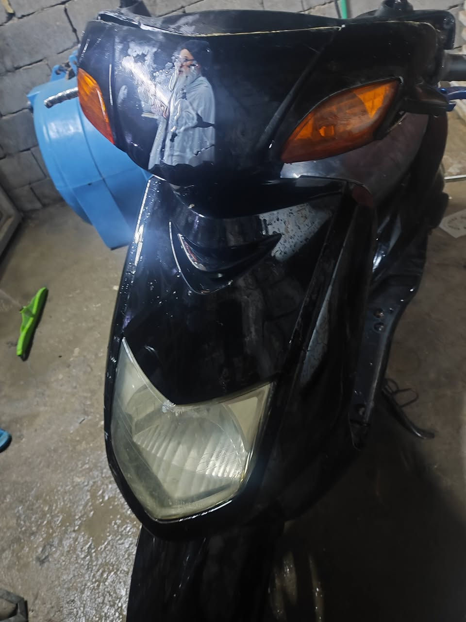 سكنس نثية للبيع عوزها كهربائيات السعر ٢٠٠ للاتصال على ***********
