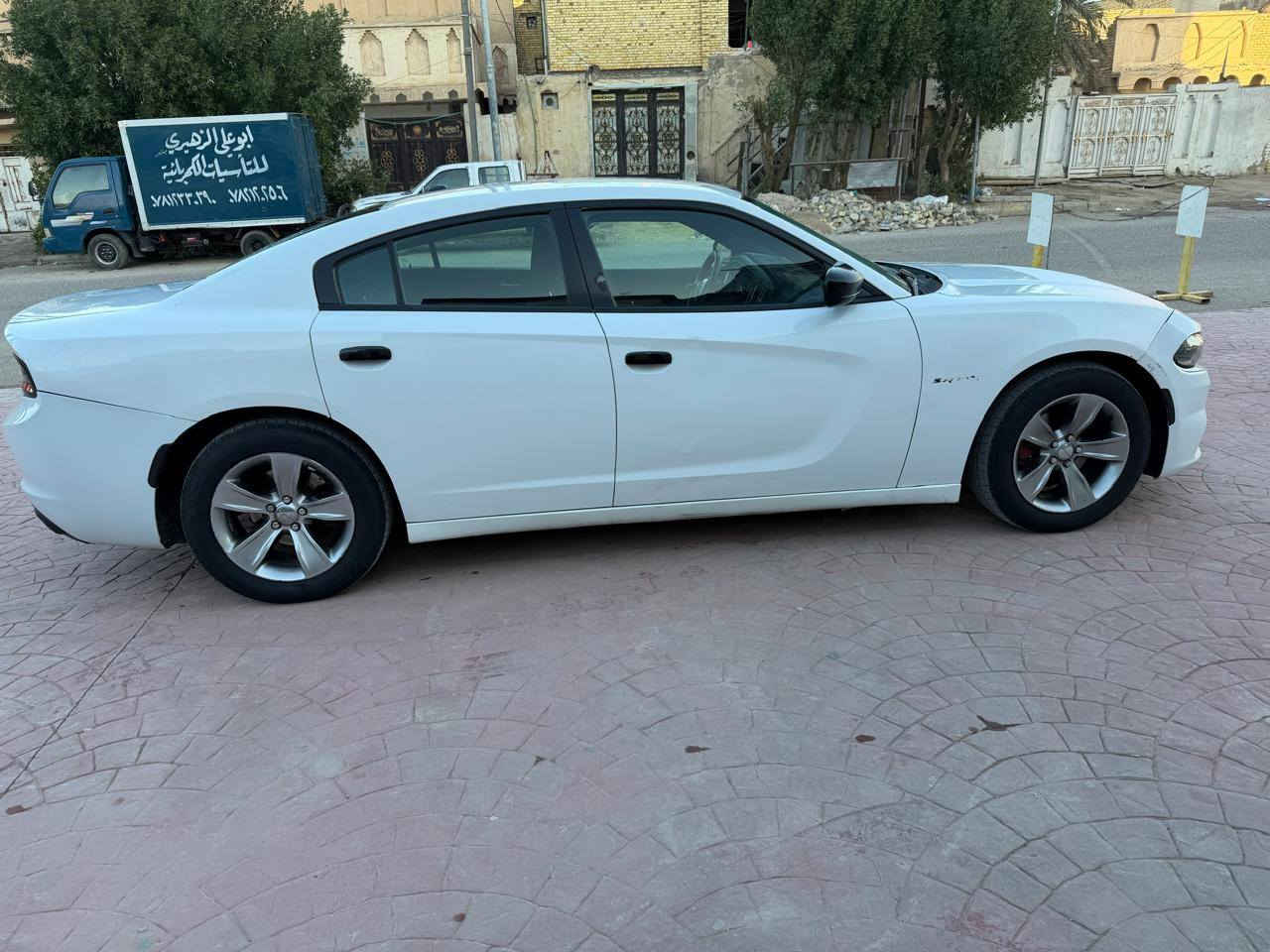 جالجر 2015 معلايه 2016
كير مكينه حداديه تبريد كله جديد تخم تاير منضومه زنون سياره جاهزه وكتاب الفحص مرفق وي الصور  السعر 138ورقه الهاتف ***********  المكان ناصريه مركز المدينه
