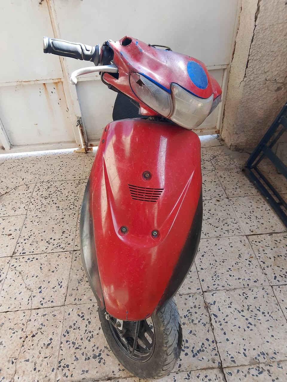 السلام عليكم ساسوكي 60 مكينه حلوه كلشي شغال سلف هندر كهربائيات اشاير هورن لايت عالي وناصي ستوب لايت كيج بانزين شغال عدا كيج السرعه السيم مكطوع مكاني الشعب قريب المحكمه 150 ***********
