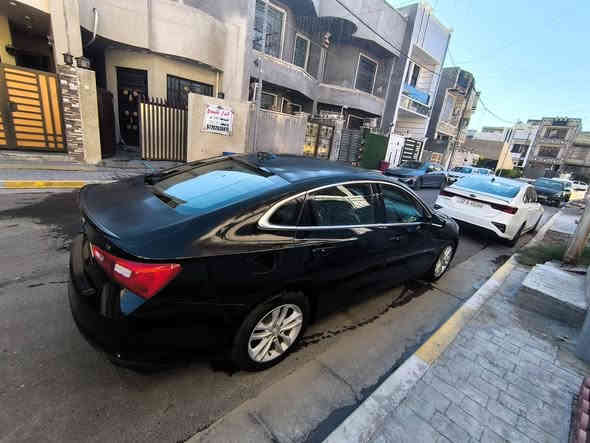 السلام عليكم
ماليبو 2017 LT ست بصمات وشاشه كار بلي 
رقم سليمانيه باسمي تحويل ثاني يوم 
صدر جديد 
تايرات جديده تخم 
باتري جديد وبيه ضمان 
كير مكينه تبريد مكفول 
سياره مابيها نقص وخير من الله 
حادثها بسيط جدااا 
وبيها سونار 
مكاني بغداد حي الجهاد 
رقمي بي واتس اب  
***********
 السعر 105 ورقه وبيها مجال بسيط
