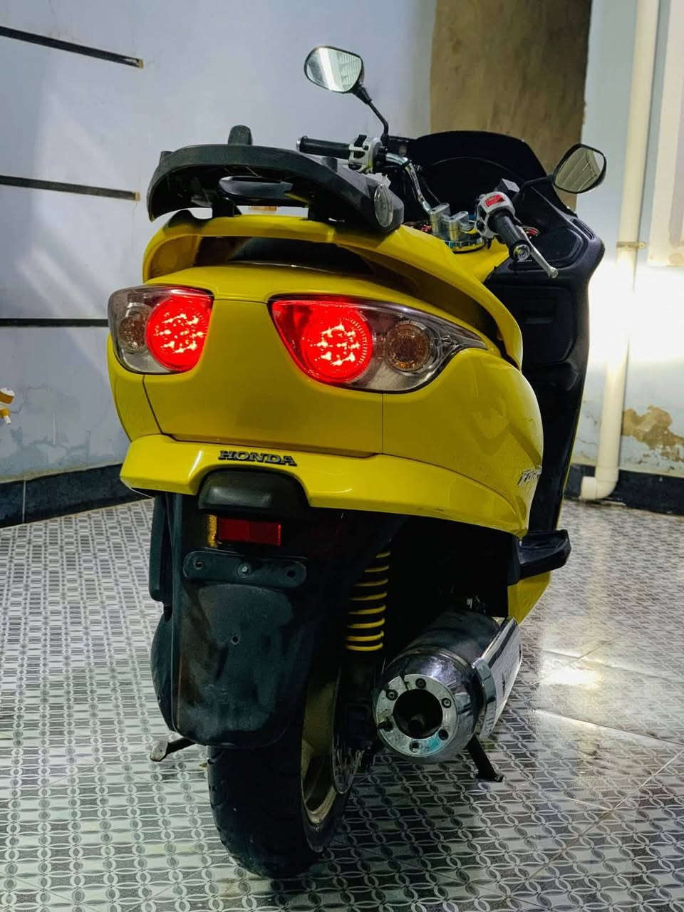 السلام عليكم 
فورزه ٠/٩ دراجه ماشالله لون مميز السعر مليون و٧٠٠ وبيه مجال 
ديالى بعقوبه


**إذا كنت صاحب هذا الإعلان وتريد حذفه لأي سبب، رجاءا أرسل رسالة إلى الدعم الفني**