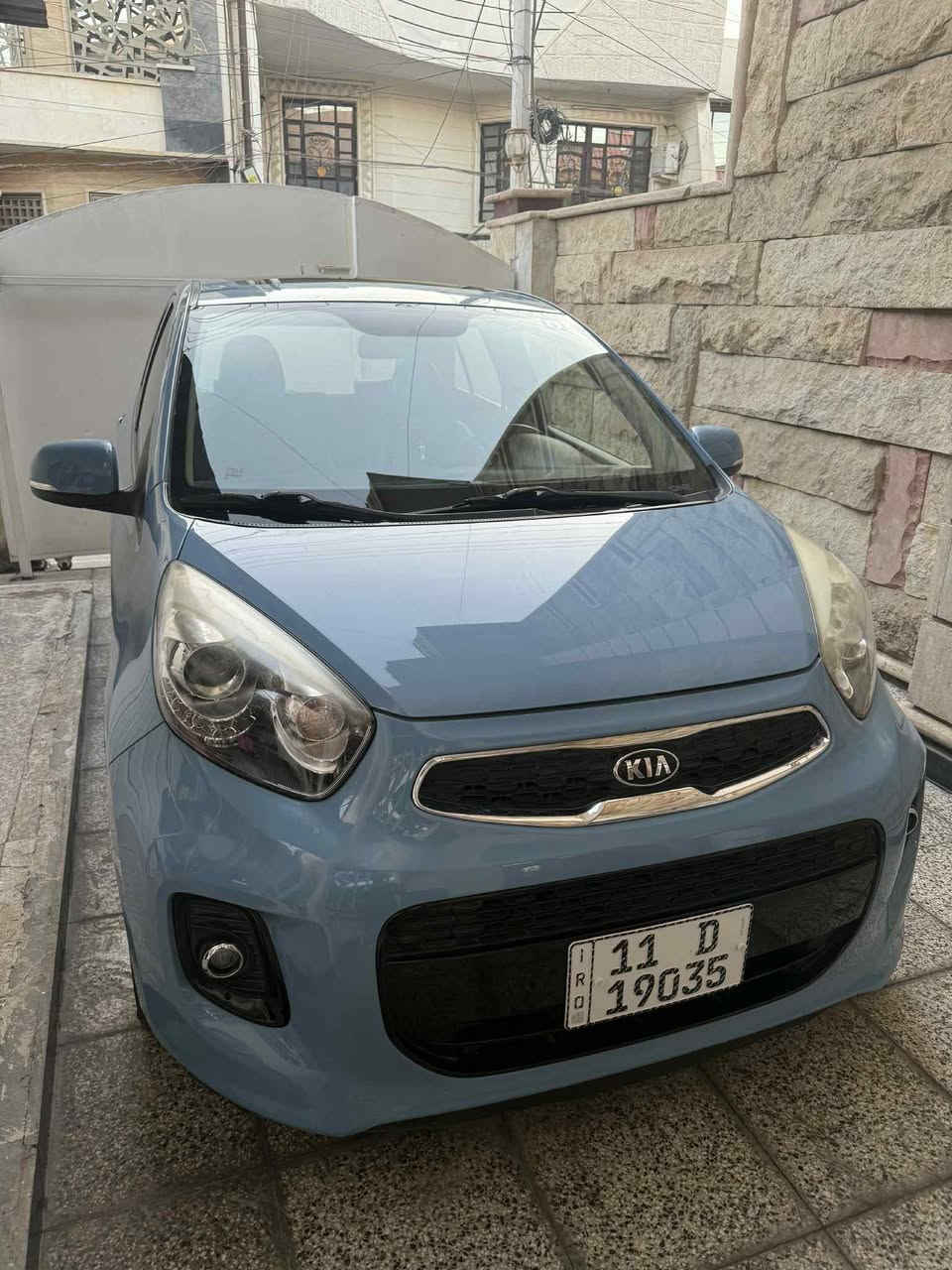 السلام عليكم 
بيكانتو موديل ٢٠١٦ بغداد مكفولة فول مواصفات ماشية٢٩ بغداد فقط رصعات بسيطة جدا سلايد بصمة ابواب بصمة شاشة كشنات لونين تخم تاير جديد مكاني الغزالية 
***********
السعر ب١١٠
