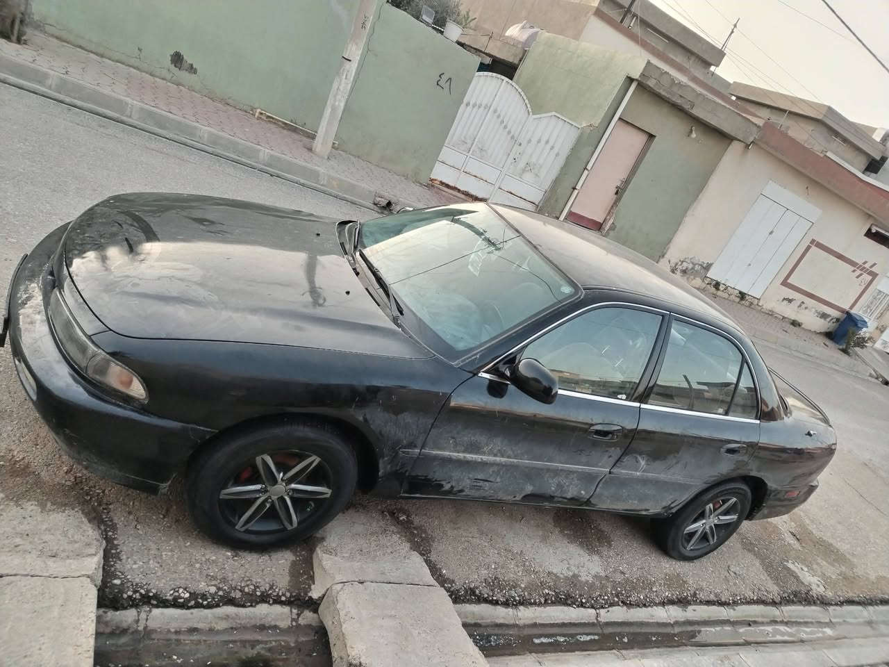 سلام عليكم سياره مستبوشي كلن موديل 95 كير اتوماتيك سياره صبغ عام جماليه فقط بدون ضرر بدون خياص كير محرك صدر جديد كهرباء كوله شغال شرت رقم سليمانيه سنويه جديد رقم دولي سياره جاهز تبريد ثلج شراي خابر *********** مكان كركوك داقوق
