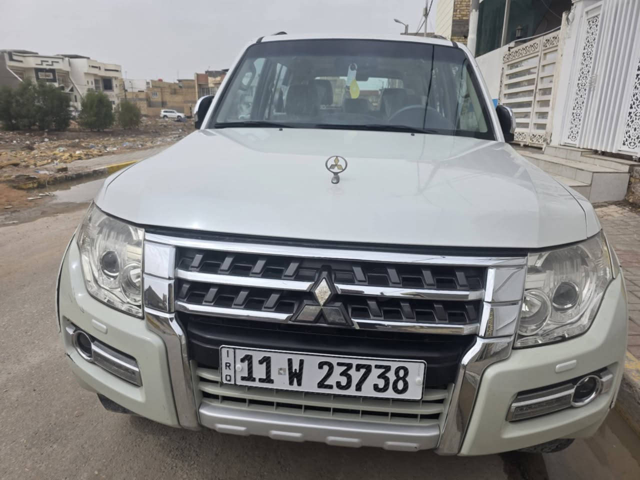 باجيرو 2014حبتور كفاله عامه سياره جديده وجاهزه برغي نقص مابيه كير محرك حداديه تبريد كله شرط ومعروفه مواصفات الحبتور اعلى فئه بلباجيرو سياره نضيفه ومكفوله لاصبغ ولا تبديل السعر 145مكانه الديوانيه رقمه بغداد انكليزي باسمي وهاذا رقمي 
***********
