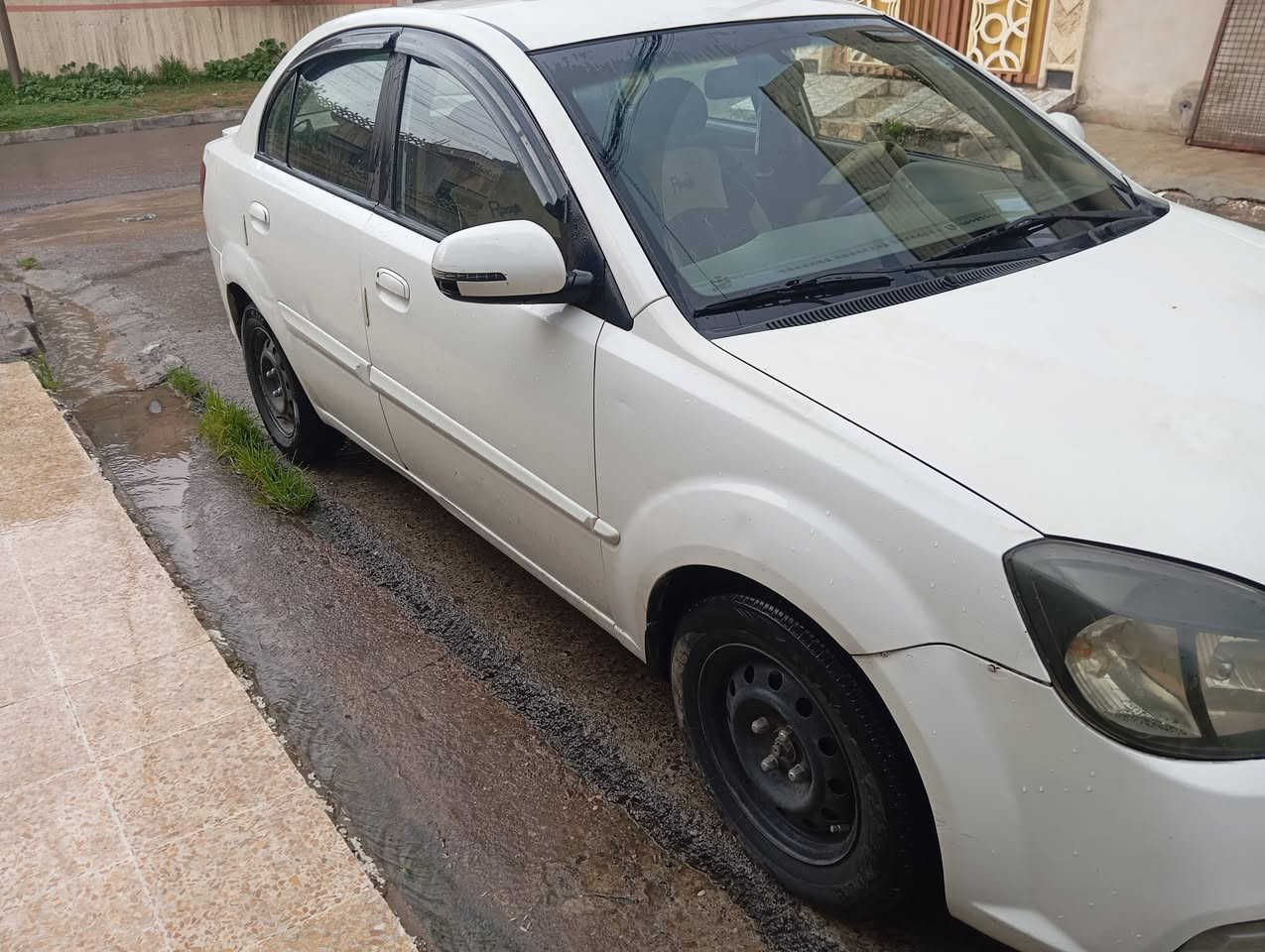 مكلف بالنشر / بيع مستعجل / كيا ريو موديل 2011 محرك 16  رقم اربيل جديد وسنوية جديدة + كابون بانزين  السعر  / 83 / ٨٣  ورقة وبيها مجال للاتصال بالرقم  ***********  او *********** (  ***********  /***********
