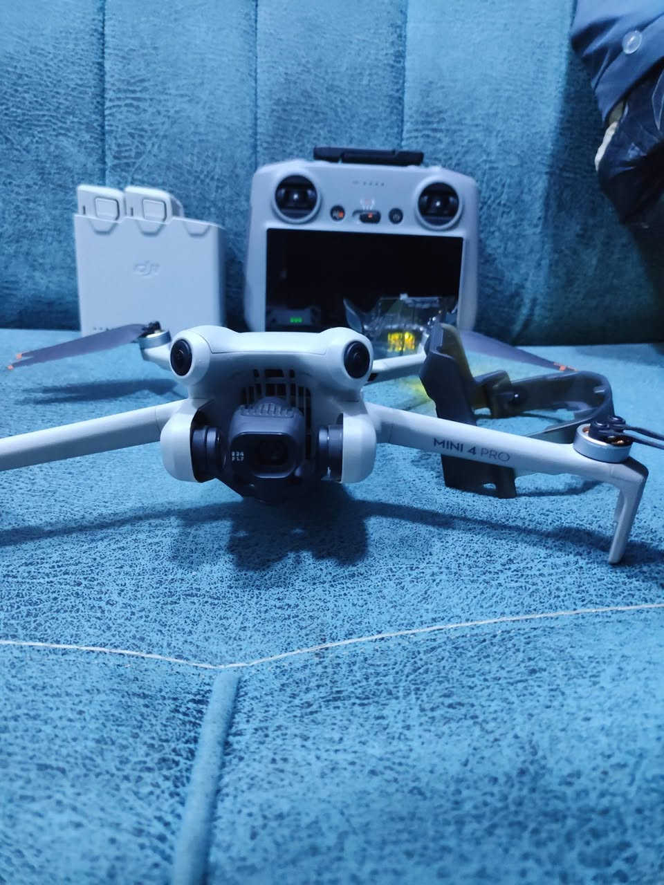 mini 4 pro للبيع اخو الجديد سعر مليون ٣٨٠ الف


**إذا كنت صاحب هذا الإعلان وتريد حذفه لأي سبب، رجاءا أرسل رسالة إلى الدعم الفني**