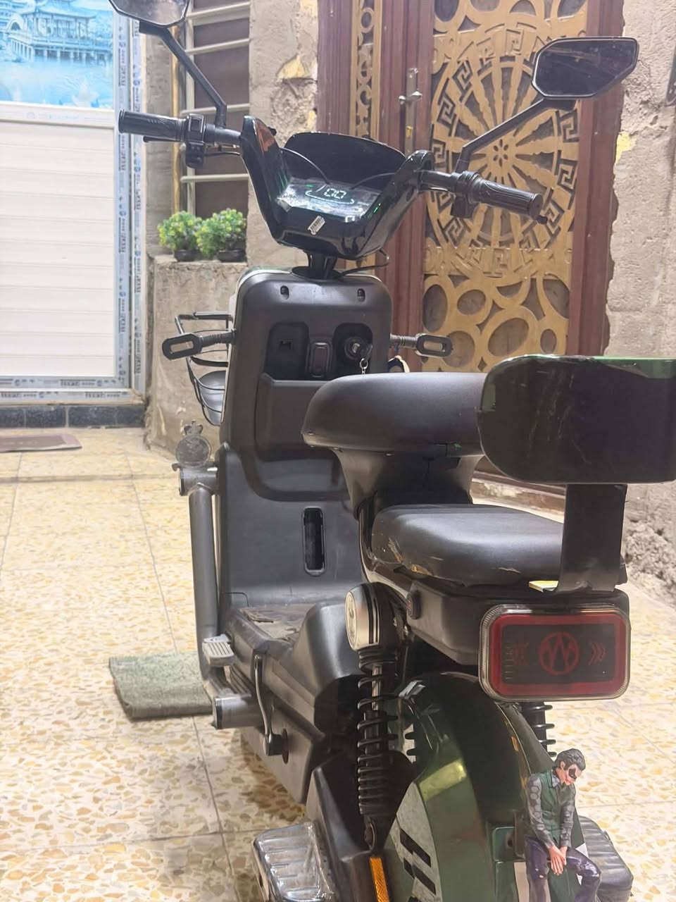 سلام عليكم دراجاه شحن للبيع سعر 375 و بيها مجال للطلب والاستفسار التواصل *********** عنوان بغداد كرخ الأولا رحمانيه الجعيفر قرب ملعب الزورا قرب السوق
