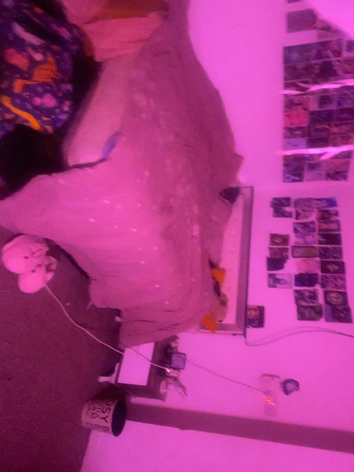 السلام عليكم غراض كنتور ٣ ابواب وسرير نفرين واسره ام نفر وميز تواليت نضيفات للبيع مكاني دهوك السعر مناسب للاستفسار الاتصال واتساب ***********مكلف بل نشر
