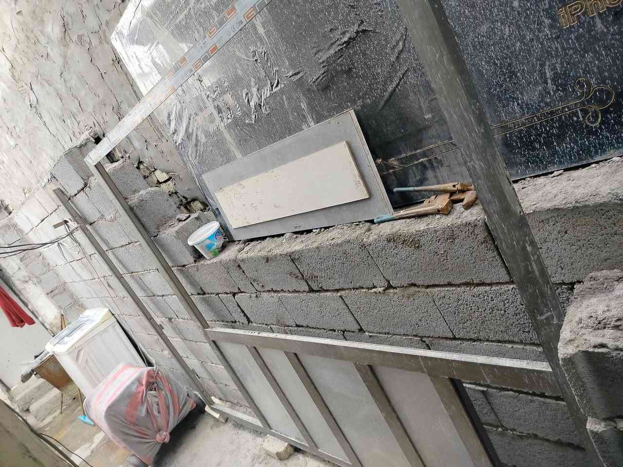 السلام عليكم قاطع المنيوم نضافه70%وياه باب كامل اشتغلته800الف اريده 200الف  وبيه مجال بسيط مكاني القبلة حي جامعة
***********
