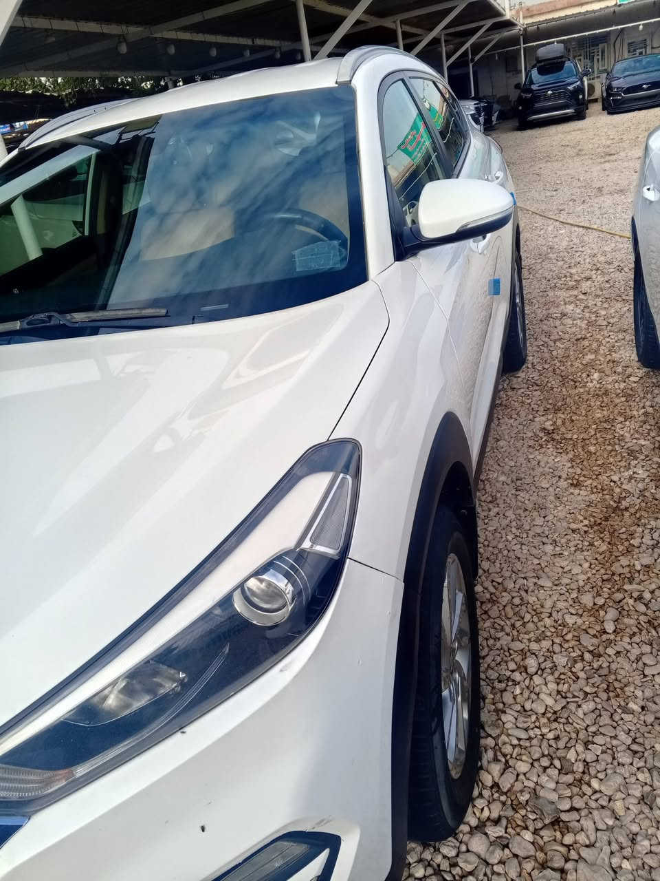 توسان خليجي 17 رقم بغداد 
السيارة كارتون 
 \الصبغ مأشر على گد التأشير بالصور غير هذا ماكو  
مكينة 2000 دوش مفتوح قبق فقط 
تخم تاير حدادية تبريد كله جديد 
مكان كربلاء 
***********
السعر 165
