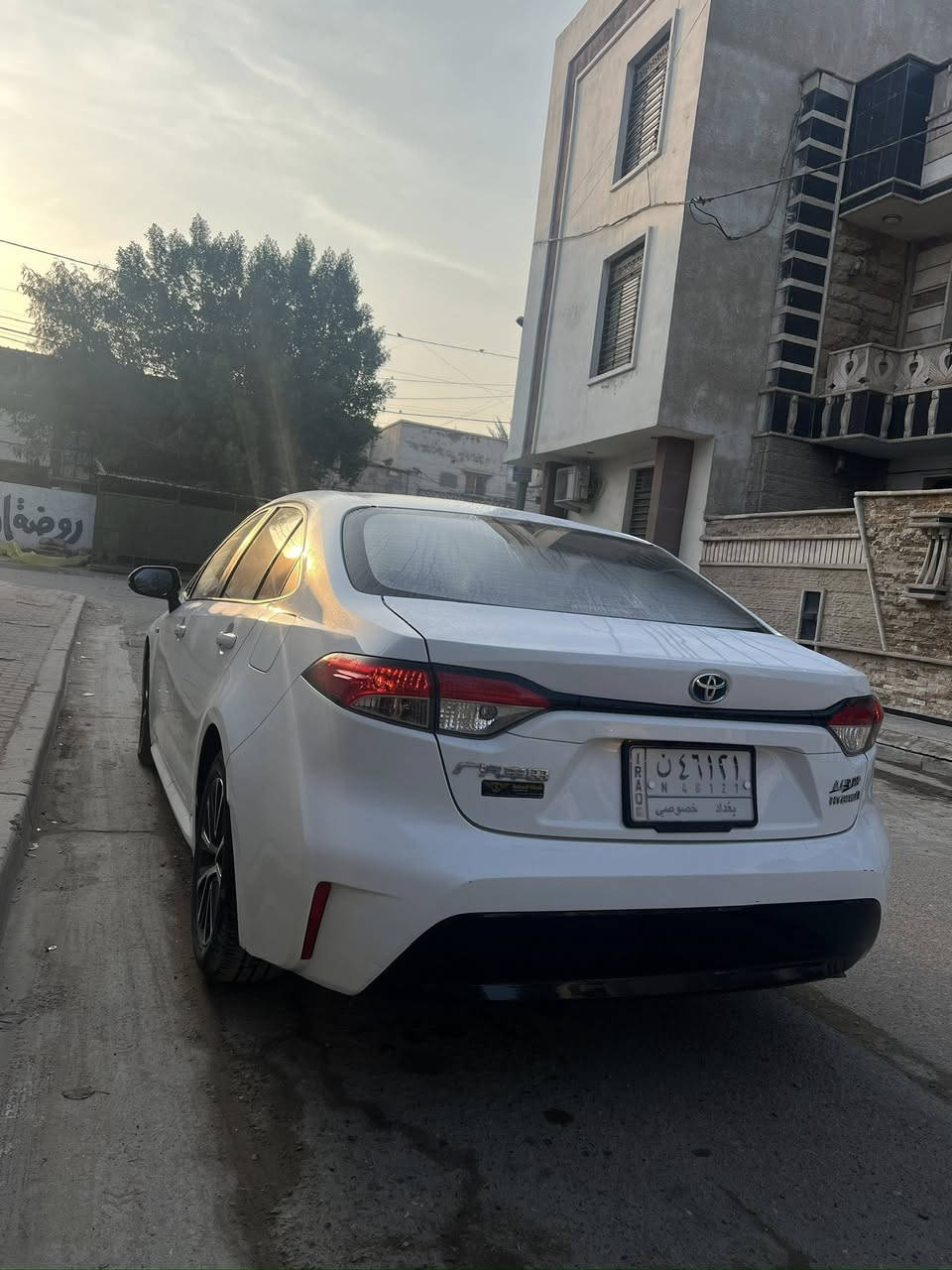 السلام عليكم .
كورلا ليڤن هايبرد 2023 خليجي مكفوله كفاله عامة فول . 
المواصفات فول اعلى مواصفات بالكورلا 
- بصمة تشغيل 
- بصمة ابواب 
- دخول ذكي
- جنطة ذكية تفتح عند الاقتراب 
- لايت ليد زينون 
- فتحة سقف 
- كشنات جلد لونين 
- مانع انزلاق 
- تحديد مسار 
- عدم الخروج من المسار 
- قيادة ذاتية 
- مانع اصطدام 
- حساسات امامية 
- حساسات خلفية 
- حساسات جانبية 
- ويل كب كروم 
- شاشة كبيرة تدعم ابل كار بلي 
- 3 وضعيات قيادة 
- نورمل - باور - ايكو 
‏EV مود. 
- دشبول متغير 3 اشكال 
- رادار امامي 
السيارة ماشية 25،000 بالضبط
السعر 145 وبيها مجال 
مكان السيارة بغداد 
للاستفسار 
*********** اتصال او واتساب🤍.
