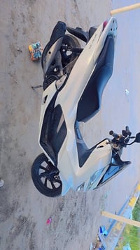 pcx جيل الثالث موديل 2020 مكينه 125cc مكينه وكفرات بلاد  حساس ازدحام و...