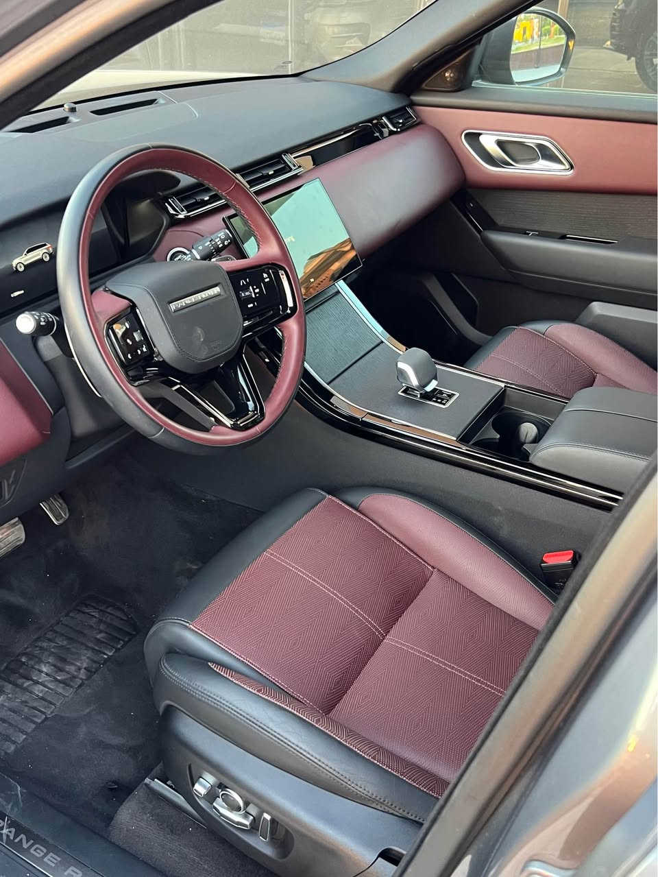 VELAR 2024 
Km 1800 فقط 
ضمان الوكيل 
ت 01030787694 السادس من اكتوبر, الجيزة


**إذا كنت صاحب هذا الإعلان وتريد حذفه لأي سبب، رجاءا أرسل رسالة إلى الدعم الفني**