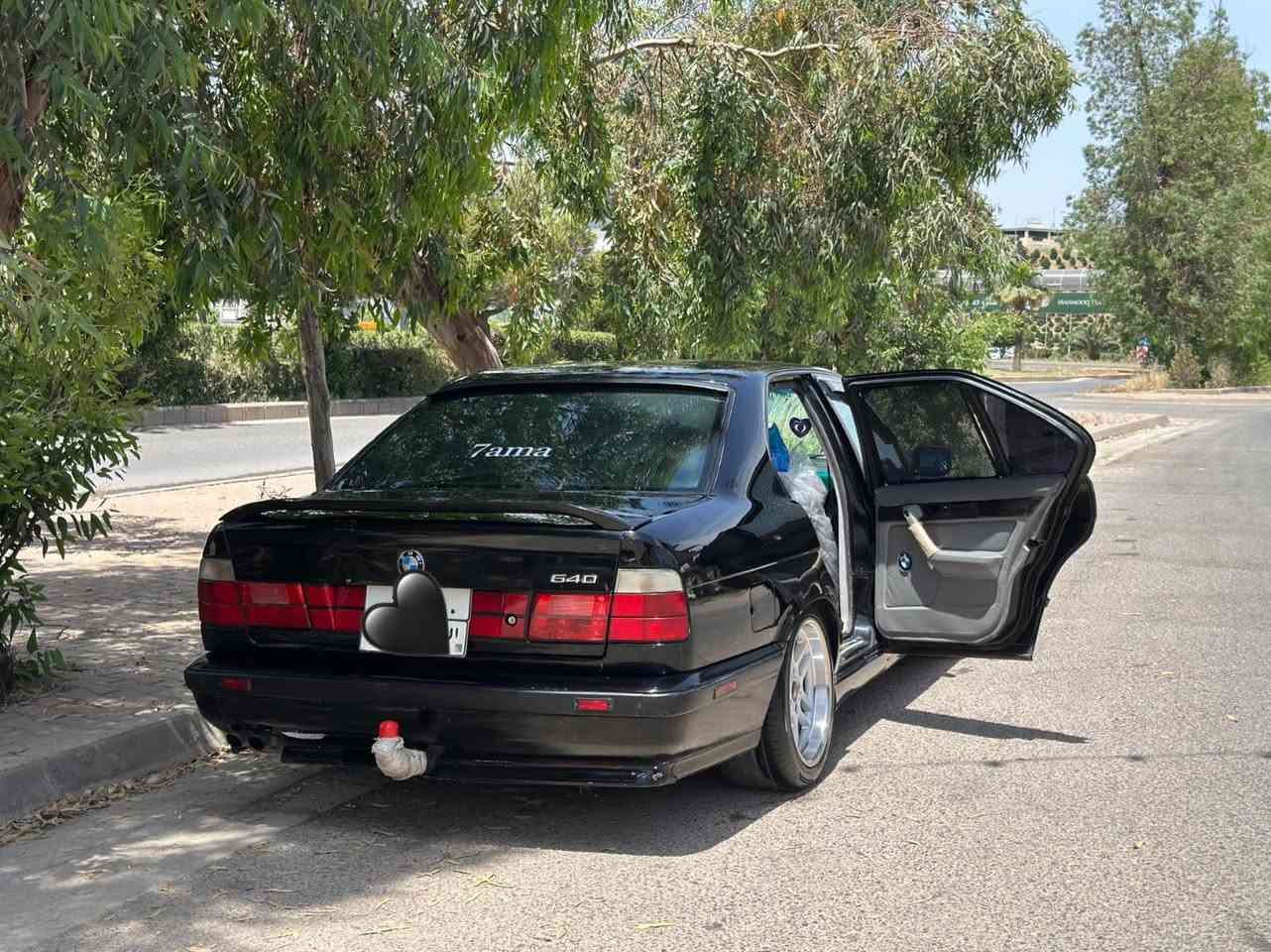 سڵاوی خواتان لێبێ
BMW525  گێر عادی    ١٩٨٩ کامل کراوە   بە ٩٥   بەس لە سەر  سەنەوی  ٨٩ یە کامل کراوە بە  ٩٥   گێڕ و مەکینەی  بە شەرتی  دە فیتەر    هەڵمیشی نیە      ناو غورفەی ٩٥  لەسەرە   ناو فۆرمیگاو    دەبڵ ئێر باگ   تەلە فون  کوشن جلدو  کارەبا  سکوان سەقەر      پێش  پان تەبرید  سارد و  گەرم     سەیارەکە    هی مەعرەز نیە   ماڵی دحستە  بەنزین کەم ئەخوات   

***********📞       
سعری🔥: ٥٤ وەرەقەو  مەعامەلە  برایانە 
 شوێن ::  سلێمانی 
 ٨ وەرەقەو  نیو  غەرامەی تیایە .. دوای مەعامەلە  ئەی گەرێنمەوە
