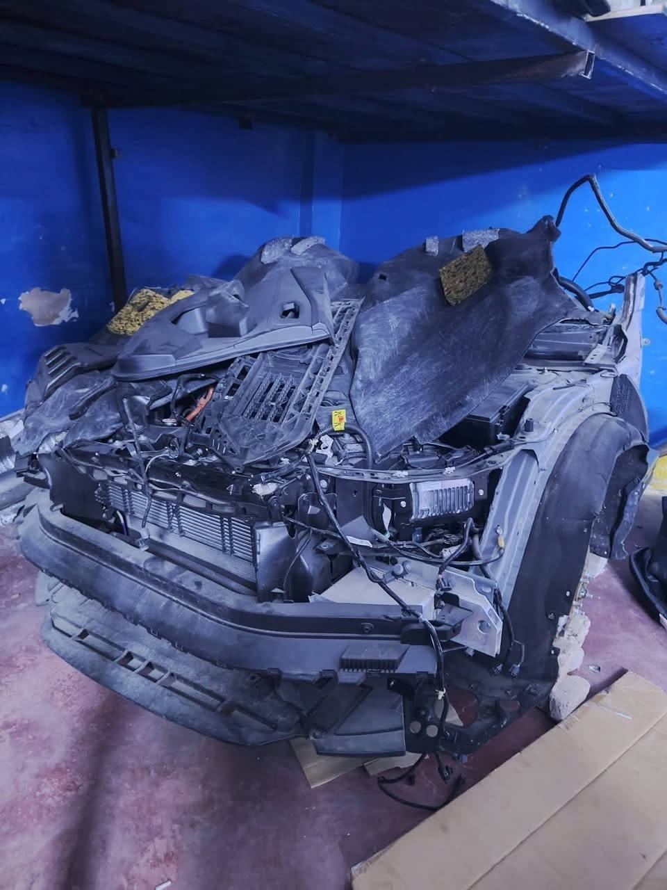 السلام عليكم ❤️
اي شي يخص سيارات الهوندا اكورد هاييرد🇯🇵 متوفر وانسب الاسعار  عنوان📌 بغداد محموديه 
‏‪0786 738 5224‬‏  
*********** 👉 الكورك فقط واتساب
